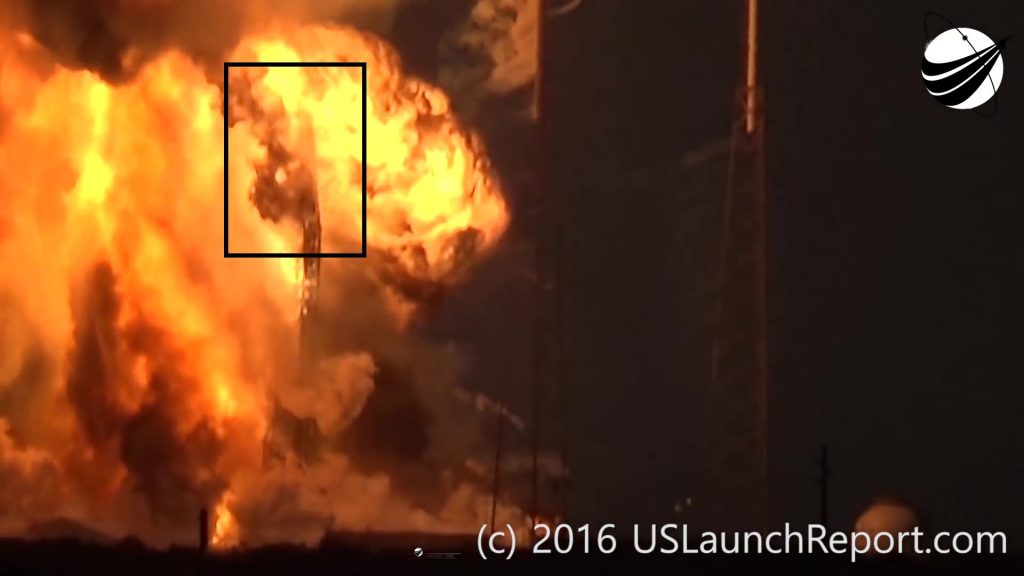 SpaceX - Static Fire Anomaly - AMOS-6 - 09-01-2016 04748
