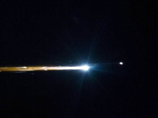 Soyuz Re-Entry - Photo: NASA