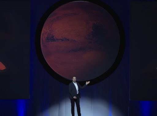 Elon Musk reveals his Mars Plans - Photo: SpaceX/IAC