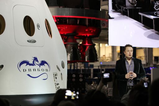 Elon Musk presents the Dragon 2 Spacecraft - Photo: NASA