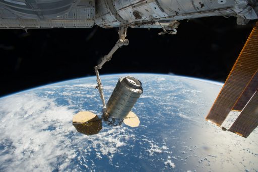 Cygnus OA-5 arrives at ISS - Photo: NASA