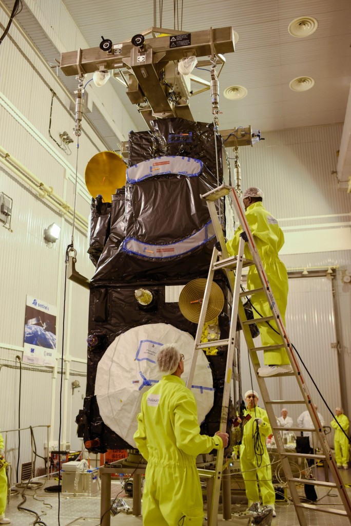 Sentinel-3A_before_being_installed_on_its_flight_adapter4