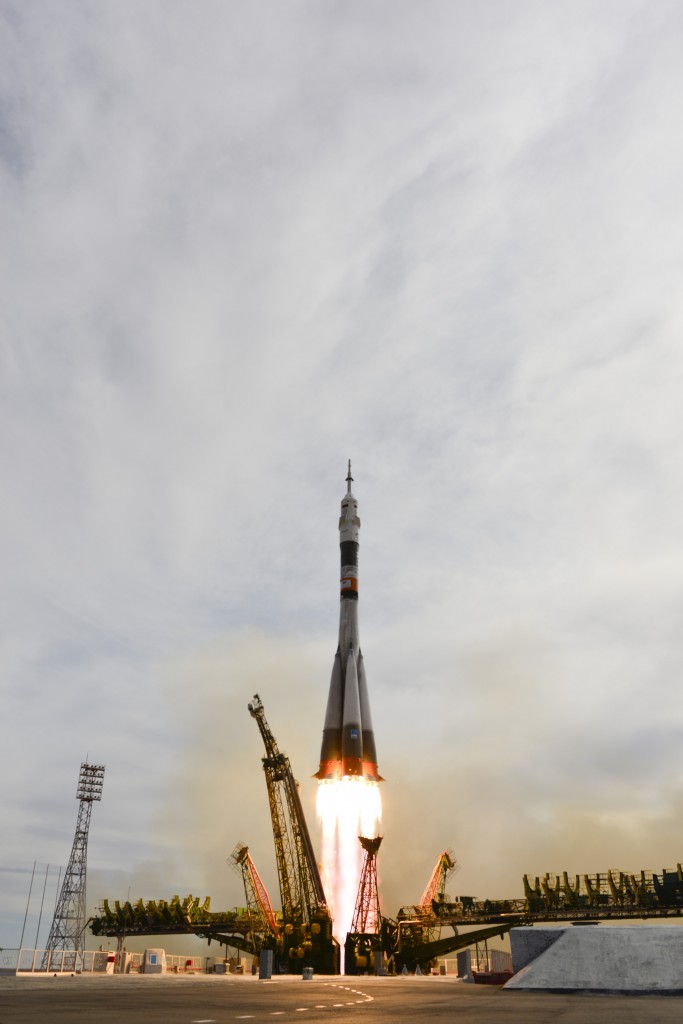 Soyuiz_TMA-18M_liftoff
