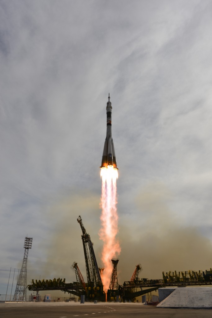 Soyuz_TMA-18M_liaftoff
