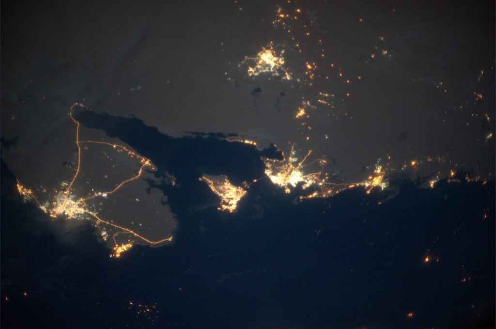 Qatar at night 